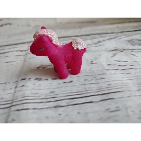 Pink Flocked Mini Pony Horse Glitter Tail And Main - Picture 2 of 6